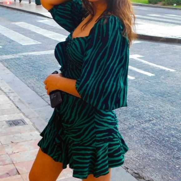 Zara dress - Picture 1 of 4